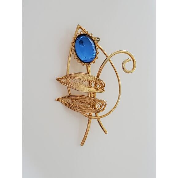 Vintage Floral Filigree Blue Carbochon Brooch Pin - Picture 1 of 5